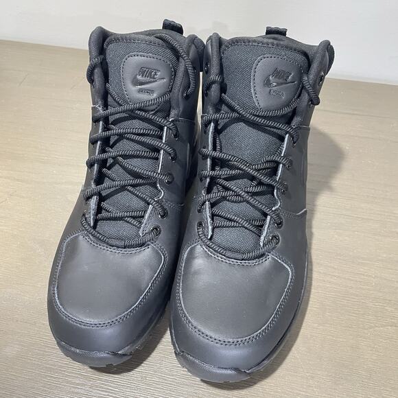 Nike Mens Size 9 Boots NEW Open Box Manoa Leather Triple Black HF7095-001 main image 6